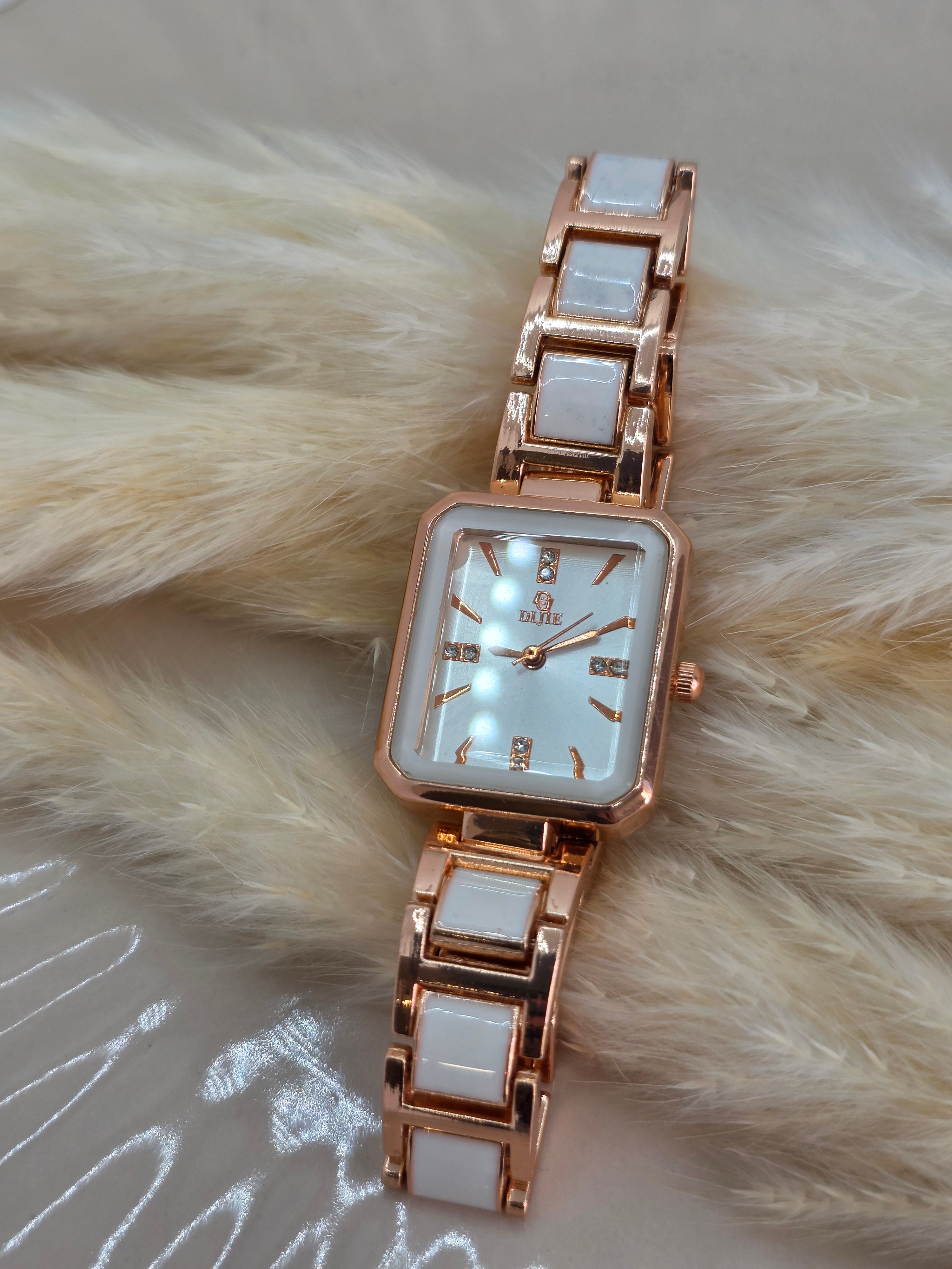 Montre Nina